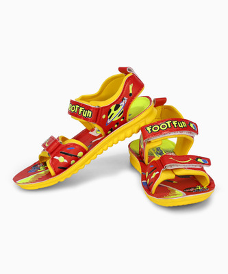 

Footfun Boys Velcro Strappy Sandals(Multicolor, Red