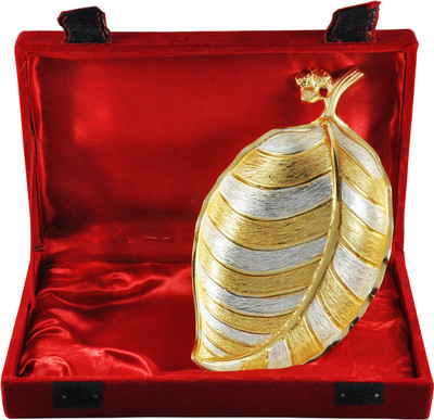 

Raj Laxmi RajLaxmi Leaf Shape Silver And Gold Plated Bowl Bowl Spoon Tray Serving Set(Pack of 1)