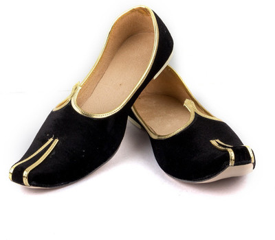 

Tashi Stylish Black Velvet Jutti Jutis For Men(Black