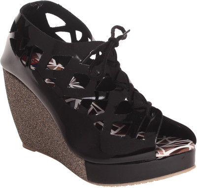 

MSC Women Black Wedges