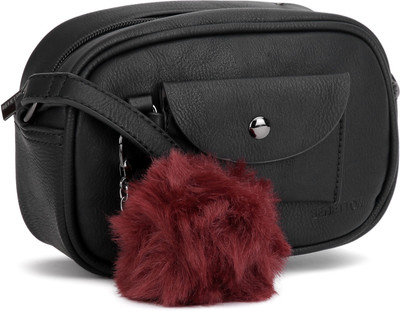 

United Colors of Benetton Women Casual Black Canvas Clutch