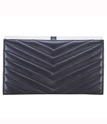 

Adamis Party Black Clutch