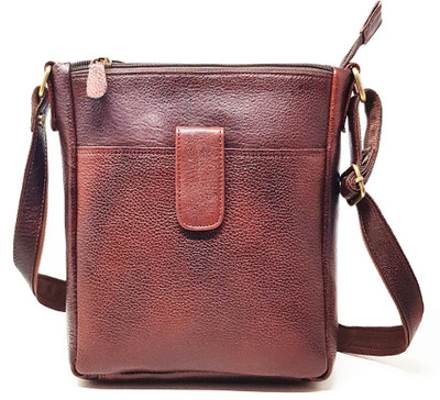 

WILDMOUNT Men Casual Brown Genuine Leather Sling Bag