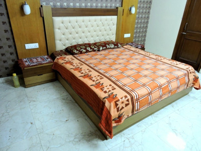 50% OFF on Rom Y Checkered Double Dohar(100% Wool, Multicolor)