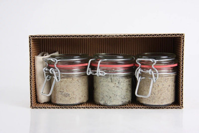 

ADVAIT ABEER ORGANIC SKIN CARE KIT (BATH SALT, SCRUB, MASK)(Set of 3)