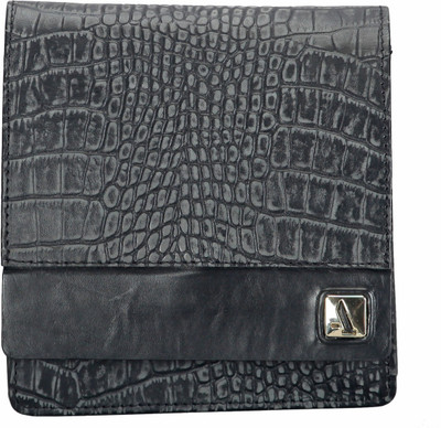 

Adamis Sling Bag(Black)