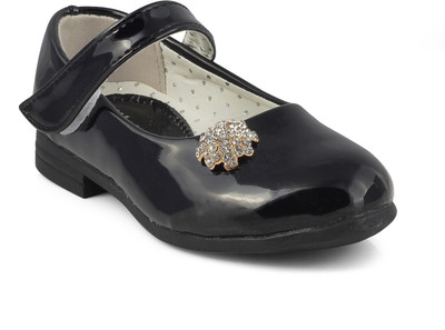 

KITTENS Girls Velcro Ballerinas(Black