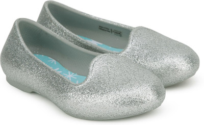 

Crocs Girls Strap Ballerinas(White, Silver