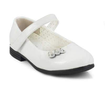 

KITTENS Girls Velcro Ballerinas(White