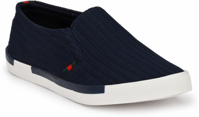 

harsh RF08-08 Slip On Sneakers For Men(Navy, Blue