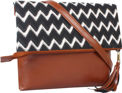 

Lychee Bags Girls Casual Black, White, Maroon Canvas Sling Bag, Black;maroon;white