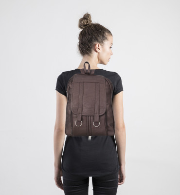 

Zornna Zornna-143-Bronze 15 L Backpack(Brown)