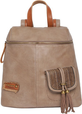 

SWISS MISS WBP5A â WOMEN BACKPACK(BEIGE) 20 L Backpack(Brown)