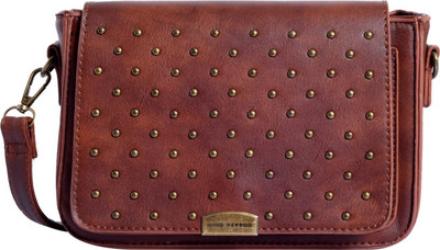 

Lino Perros Sling Bag(Brown)