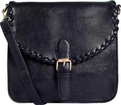 

Lino Perros Sling Bag(Black)