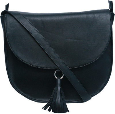 

Diwaah Sling Bag(Black)