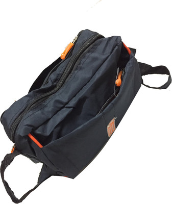 

Navigator Men & Women Casual Black Polyester Sling Bag