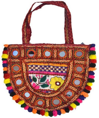 

Super Women Evening/Party Multicolor Silk Hand-held Bag