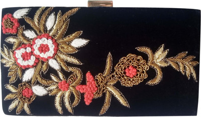 

ADVIKTION GROUP Women Evening/Party Black Velvet, Metal Sling Bag