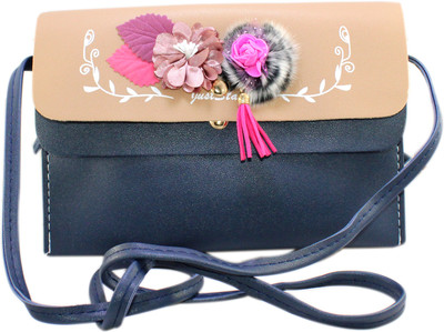 

SKOLL Girls Casual Beige Synthetic Leather Sling Bag