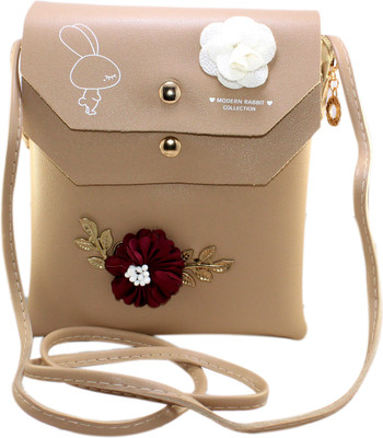 SKOLL Girls Casual Beige Synthetic Leather Sling Bag