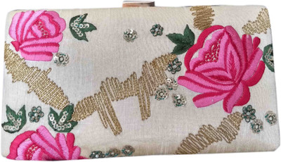 

ADVIKTION GROUP Women Evening/Party Beige Silk, Metal Clutch