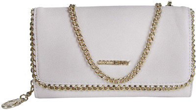 

Cocoberry Party White Clutch