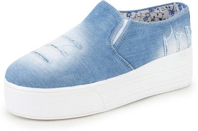 

Carrito Casuals For Women(Blue