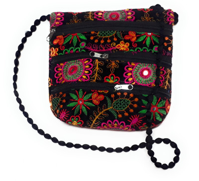

Unique Fashion Women Evening/Party, Casual, Formal Black, Multicolor Velvet Sling Bag