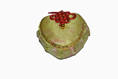 

oramsa Premium Quality Heart Shape Jewellary Case Vanity Box(Light Green)