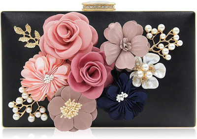 

Tooba Handicraft Party Black Clutch