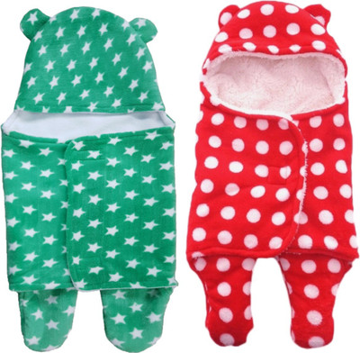 

Brandonn Printed  Hooded Baby Blanket(Woollen Blend, Green , Red