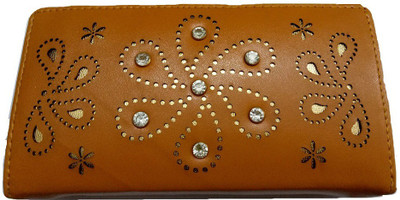 

bandicoot Women Tan Fabric Wallet(4 Card Slots)