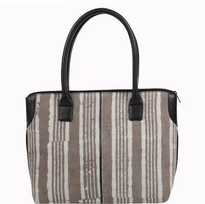 

MAAND Hand-held Bag(Multicolor)