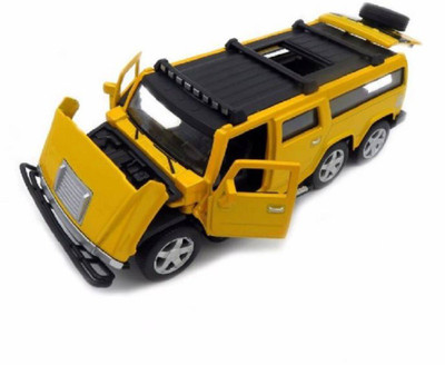 

Miss & Chief 1:32 Die cast Metal Yellow Luxury Model Pull Back Car with Light and Sound Effects(Multicolor)