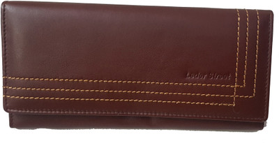 

Leder Street Women Brown Genuine Leather Wallet(12 Card Slots)