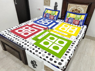 

SINGHS VILLAS DECOR 160 TC Cotton Double Printed Bedsheet(Pack of 1, Multicolor)
