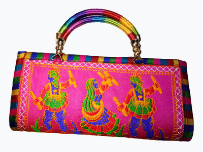

gkarm Casual Pink Clutch