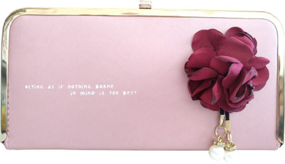 

Fashion Avenue Party, Casual Pink Clutch