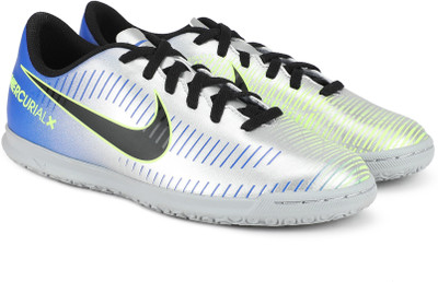 

Nike Boys & Girls Lace Football Shoes(Silver, Racer blue/black-chrome-volt