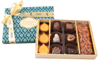 

Zoroy Luxury Chocolate Diwali Combo box with 6 signature Chocolates, 3 Diyas and Dry fruits Combo(1)