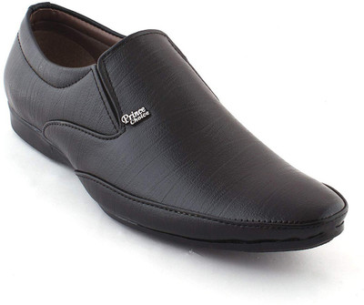 

Jokatoo Stylish and Trendy Slip On For Men(Black