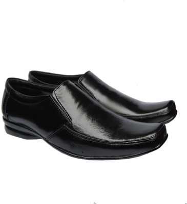 

AARCHAMI Slip On For Men(Black
