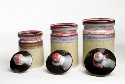 

Caffeine Handmade Exclusive Studio Barni Set - 400 ml, 600 ml, 1000 ml Ceramic Grocery Container(Pack of 3, Multicolor)