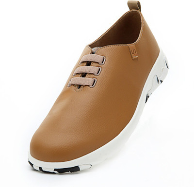 

UIN Casuals For Men(Brown