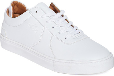 

DOC Martin White Flyod Sneakers For Men(White