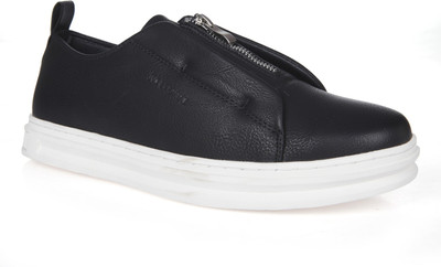

Mufti Mufti Black Casual Shoes Sneakers For Men(Black, 01-black