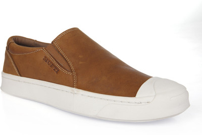 

Mufti Mufti Camel Sneakers Sneakers For Men(Brown, 93-camel