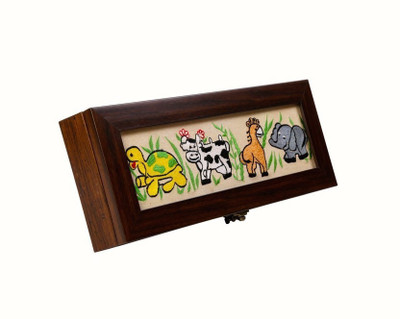 

I Village Showpiece Gift Set