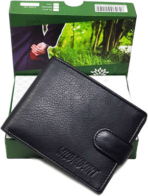 

Wildmount Men Black Genuine Leather Wallet(6 Card Slots)